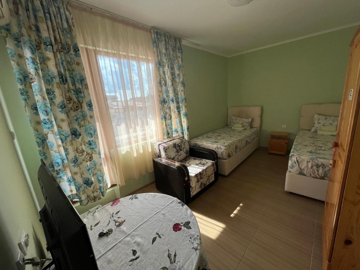 Daniel Guest House Νεσέμπαρ Εξωτερικό φωτογραφία