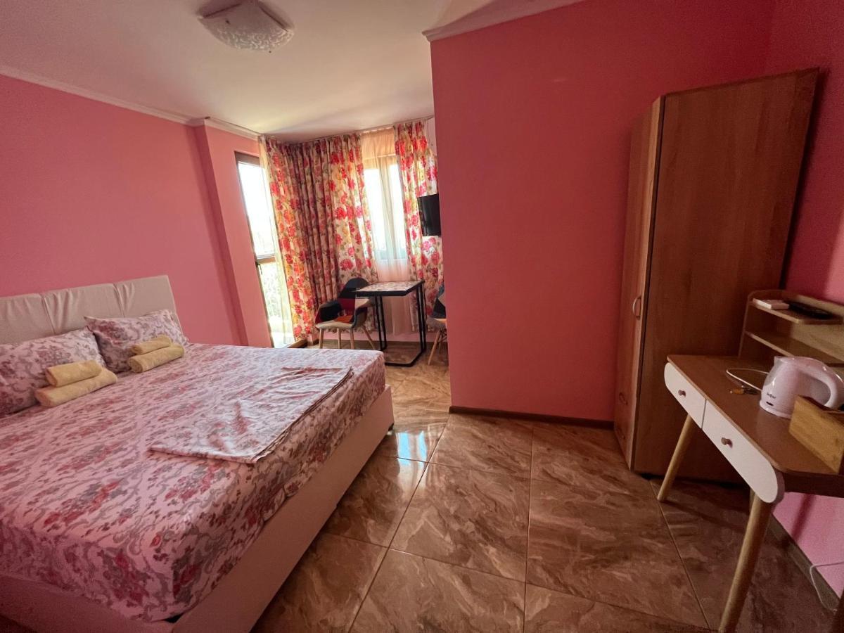 Daniel Guest House Νεσέμπαρ Εξωτερικό φωτογραφία