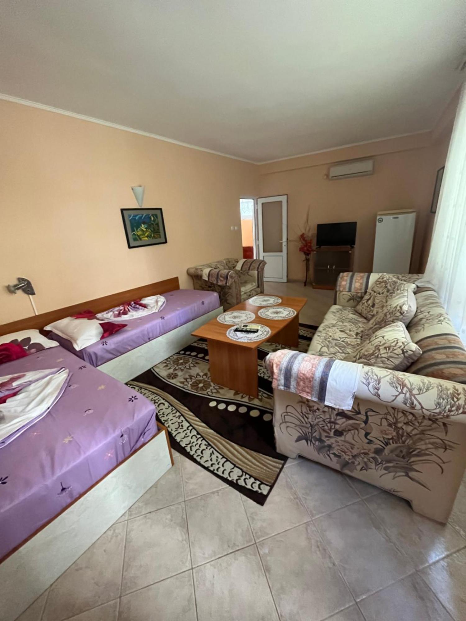Daniel Guest House Νεσέμπαρ Εξωτερικό φωτογραφία