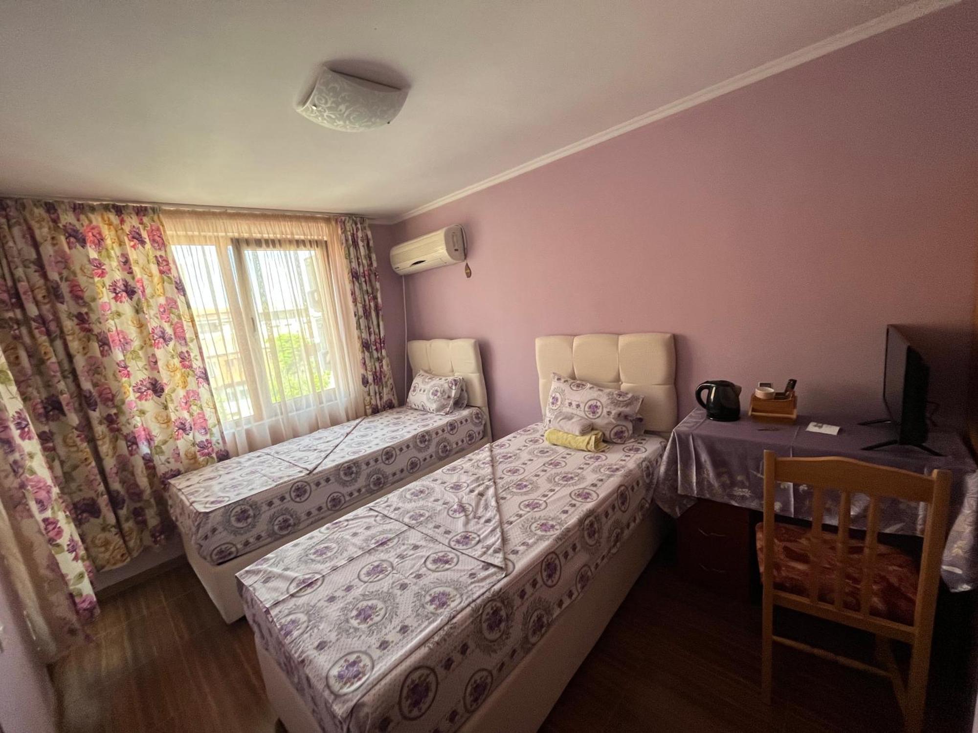 Daniel Guest House Νεσέμπαρ Εξωτερικό φωτογραφία