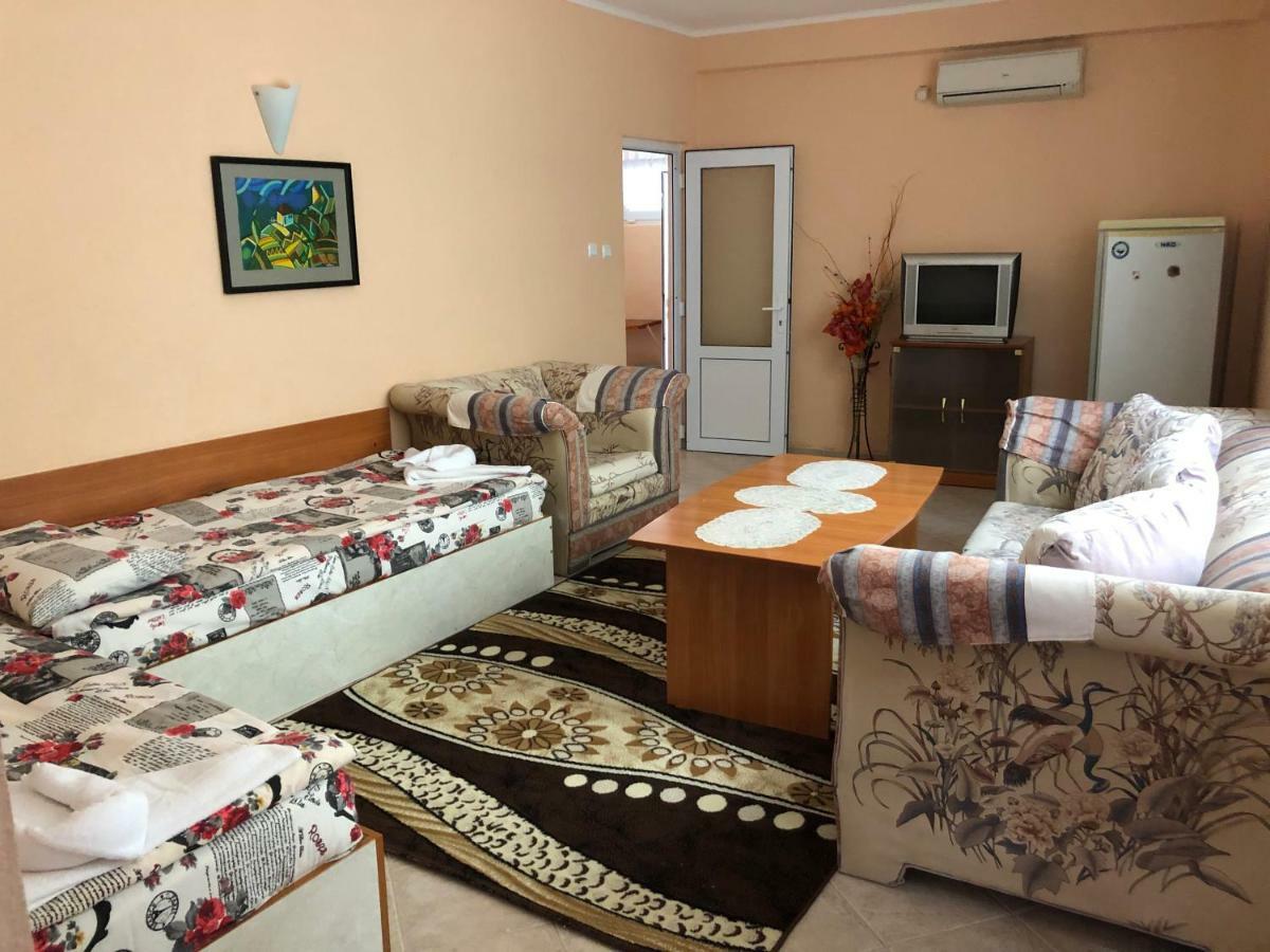 Daniel Guest House Νεσέμπαρ Εξωτερικό φωτογραφία